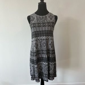 Pre-loved Loft dress-perfect condition!